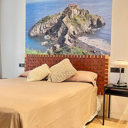 Small Lux Beachcity Close To The River,Metro And Parking Bilbao Exterior foto